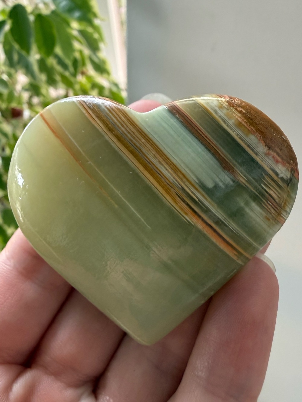 Green Onyx Heart Sculpture